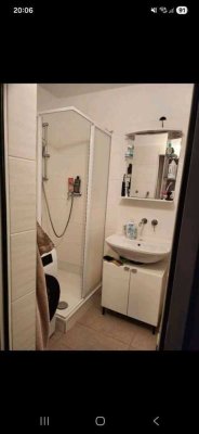 Teilmöblierte 1-Zimmer-Wohnung im Stühlinger — 32 m², Aufzug, Warmmiete pauschal