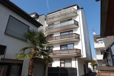 Familienwohnung im Hochparterre: Sonnige 3-Zimmer mit Terrasse in Opladen!