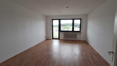 Helle 4,5-Zimmer-Wohnung mit Balkon in Bad Abbach