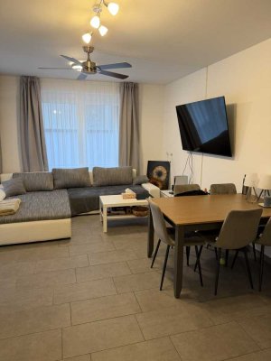 Moderne Wohnung mit Schlossblick