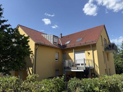 Stilvolle 3-Zimmer-Dachgeschosswohnung mit Galerie und Balkon in Bestlage!