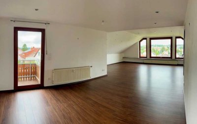 3-Zimmer-DG-Wohnung mit 2 Balkonen in Eichenzell