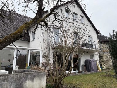 Moderne Doppelhaushälfte in schöner Wohnlage