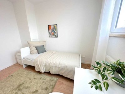 � Ein Zimmer frei in unserer 3er-WG – Luthmerstraße 53, Frankfurt am Main