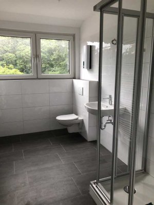 Hochwertige, komplett sanierte Wohnung in Oberhausen-Sterkrade