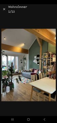 Charmante 3-Zimmer Dachgeschosswohnung in Regensburg-Schwabelweis