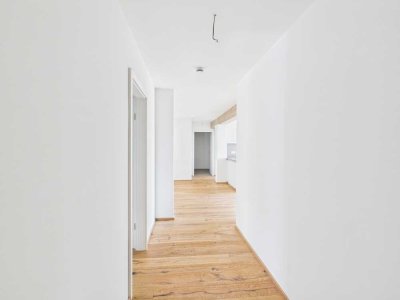 ERSTBEZUG 3-Zimmer-Wohnung nach hochwertiger Denkmalsanierung - Einbauküche/ Balkon/ Ankleide