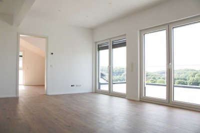 Erstbezug 2-Zimmerwohnung mit großem Sonnenbalkon und perfektem Ausblick