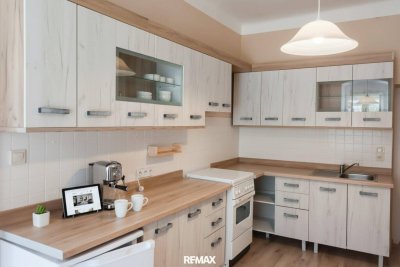 *** Charmante 2-Zimmer-Eigentumswohnung mit Garage in ruhiger Lage von Großveitsch ***