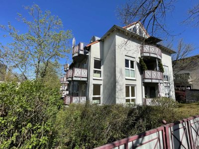 2-Zimmer-Hochparterre-Wohnung mit Balkon in ruhiger Wohngegend in Offenbach am Main
