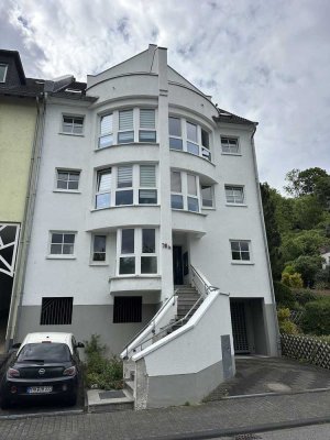 Gemütliche 2 Zimmer-Wohnung mit Balkon und Tiefgarage, provisionsfrei