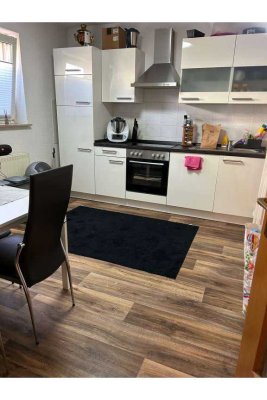 Heldenbergen, 1-ZW mit sep. Küche möbl. EBK, Nähe Forum