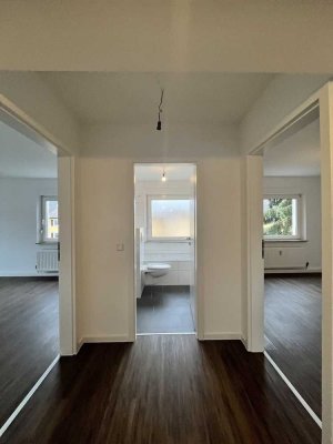 Wir schenken Ihnen 2 Kaltmieten zum Einzug*Modernisierte 3 Zimmer Wohnung mit Blick ins Grüne
