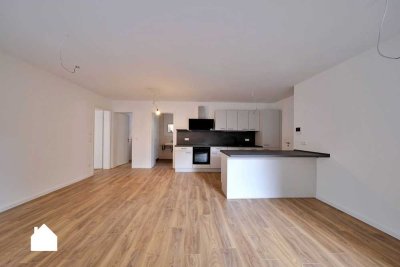 Erstbezug im Neubau: 3-Zimmer-Wohnung mit Terrasse in zentraler Lage und nachhaltigem Energiekonzept