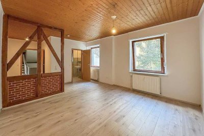 1 Zimmer - renoviert - Garten - Jobcenter möglich!