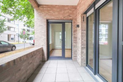 Loggia-Glück und Lichtgenuss: Stilvolle, großzügige Erdgeschosswohnung mit moderner Wohnküche