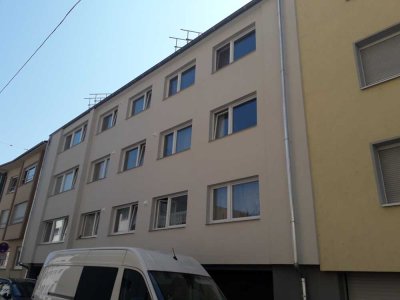 2 Zi KDB, 2 OG Zentrale, ruhige Lage prov. frei