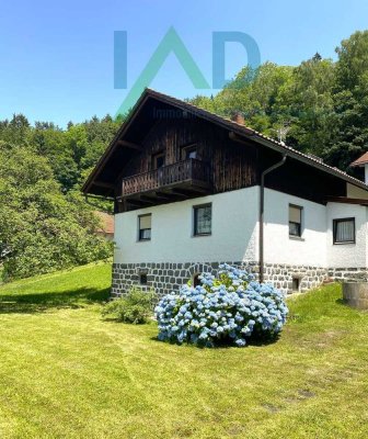 Gepflegtes Familienhaus mit großem Garten und vielseitigen Nutzungsmöglichkeiten