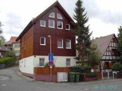 Geräumiges 7-Zimmer-Einfamilienhaus in Königsbach-Stein