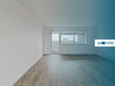 Perfekt für eine kleine Familie: Große und modernisierte 3-Zimmer-Wohnung mit Balkon