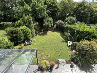 Bildschönes Einfamilienhaus 312 m² Wfl, Doppelgarage, 517 m² Traumgrundstück, Nähe Düren