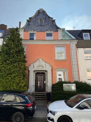 Repräsentative Stadtvilla mit historischem Flair und vielseitigem Potenzial im Fleyer Viertel