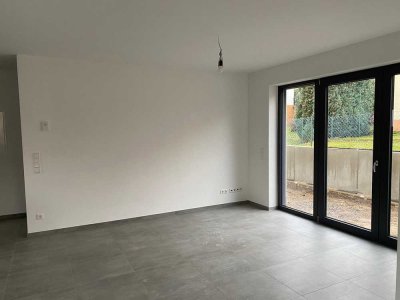 Neuwertige 2-Zimmer-EG-Wohnung mit Terrasse in ruhiger, zentraler Lage in Obernburg am Main