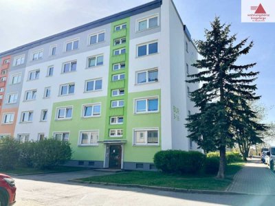 4-Raum-Wohnung-  Balkon - neu saniert -Wohngebiet - Annaberg!