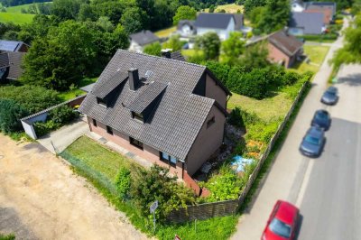 MANNELLA *Leben, Ausbauen, Genießen* vielseitige Immobilie mit Potential und grünem Rückzugsort