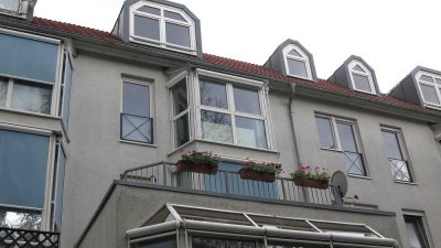 In Halles schönem Osten- chice 3-Zi -Wohnung m. Stellplatz