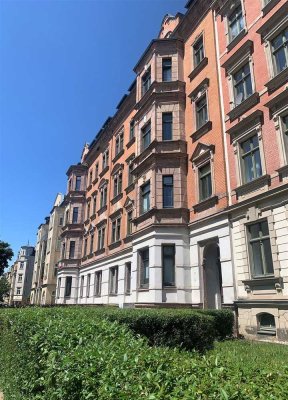 Kaßberg ~ 3 Raum Wohnung ~ Tageslichtbad ~ Balkon