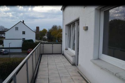 Geräumige, sanierte 2-Zimmer-Wohnung mit gehobener Innenausstattung zur Miete in Osnabrück