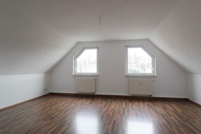 2 Zimmer im Dachgeschoß