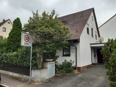 Preisreduktion!!! Doppelhaushälfte mit Küche, Sauna und Garage in Oberasbach provisionsfrei !!!