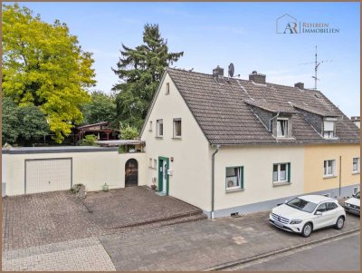 Wohnen, leben, genießen – Doppelhaushälfte mit Schwimmteich