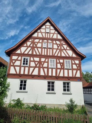 Günstiges 8-Zimmer-Fachwerkhaus mit gehobener Innenausstattung in 97638 Mellrichstadt/ OT Sondheim
