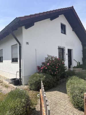 Bungalow mit großem Garten am Ortsrand von Bonbruck