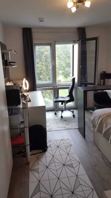moderne, teilmöblierte Einzimmerwohnung mit Einbauküche in direkter Uninähe
