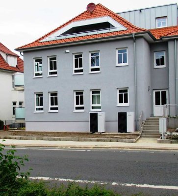 Neubau-Erstbezug !! Exklusive 2-Zi.-Komfort-Wohnung EG m. Balkonterrasse in d. City