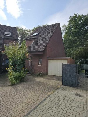 Tolles Einfamilienhaus freistehend schönes Grundstück in super Lage Neuss / Derikum