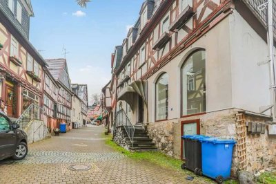 Historisches Wohnerlebnis mit Potenzial – Kapitalanlage oder Eigenutzung MFH