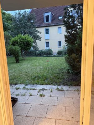 Schöne 1,5-Zimmer-EG-Wohnung mit EBK in Dresden