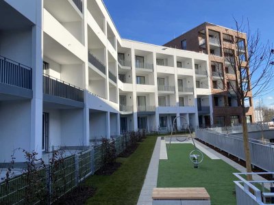 Ansprechende 2-Zimmer-EG-Wohnung mit Einbauküche & Terrasse/Garten in München