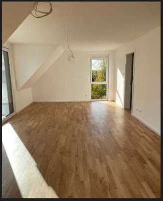 Schöne 4-Zimmer-Wohnung mit Balkon in Offenburg/Windschläg