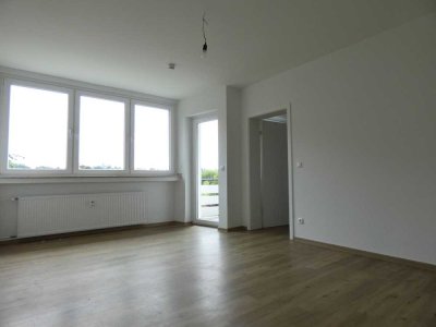 Charmante 3-Zimmer-Wohnung mit Balkon! Grünlage Nähe Park und Rhein-Ruhr-Zentrum!