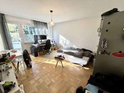 Helles, renoviertes Ein-Zimmer-Appartment mit Südbalkon �✨