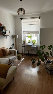 3 Zimmer Flügelwohnung im EG