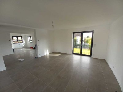 Erstbezug nach Sanierung: Gepflegtes 7-Zimmer Einfamilienhaus in Bellheim