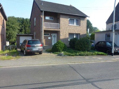 Schönes Haus mit vier Zimmern in Rhein-Erft-Kreis, Frechen