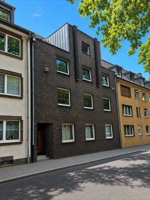 ***Großzügige 5-Zimmer-Wohnung mit Gartenmitbenutzung sucht nette Mieter***
